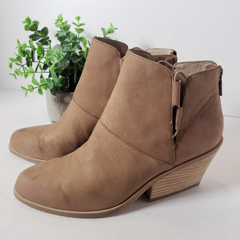 Eileen Fisher Booties Tumbled Nubuck Leath…